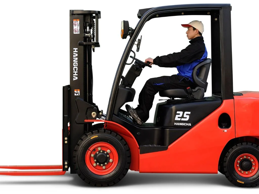 1-0t-3-5t-xf-series-4-w-disel-forklift-for-sale-6