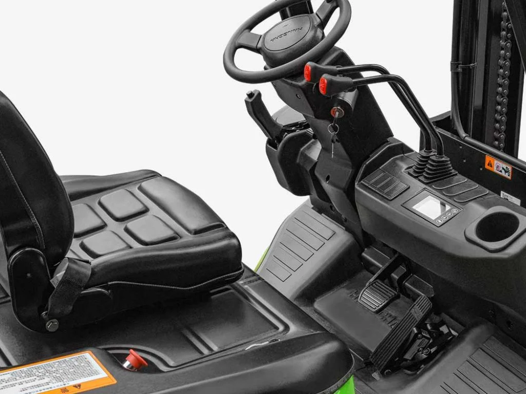 1-5-3-5t-ae-series-forklift-for-sale-5