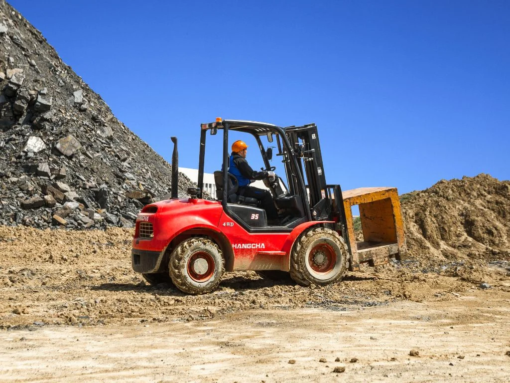 2-5t-3-5t-4wd-rough-terrain-forklift-for-sale-6