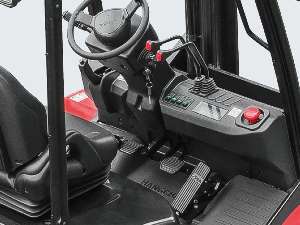 2-5t-3-5t-4wd-rough-terrain-forklift-for-sale-8