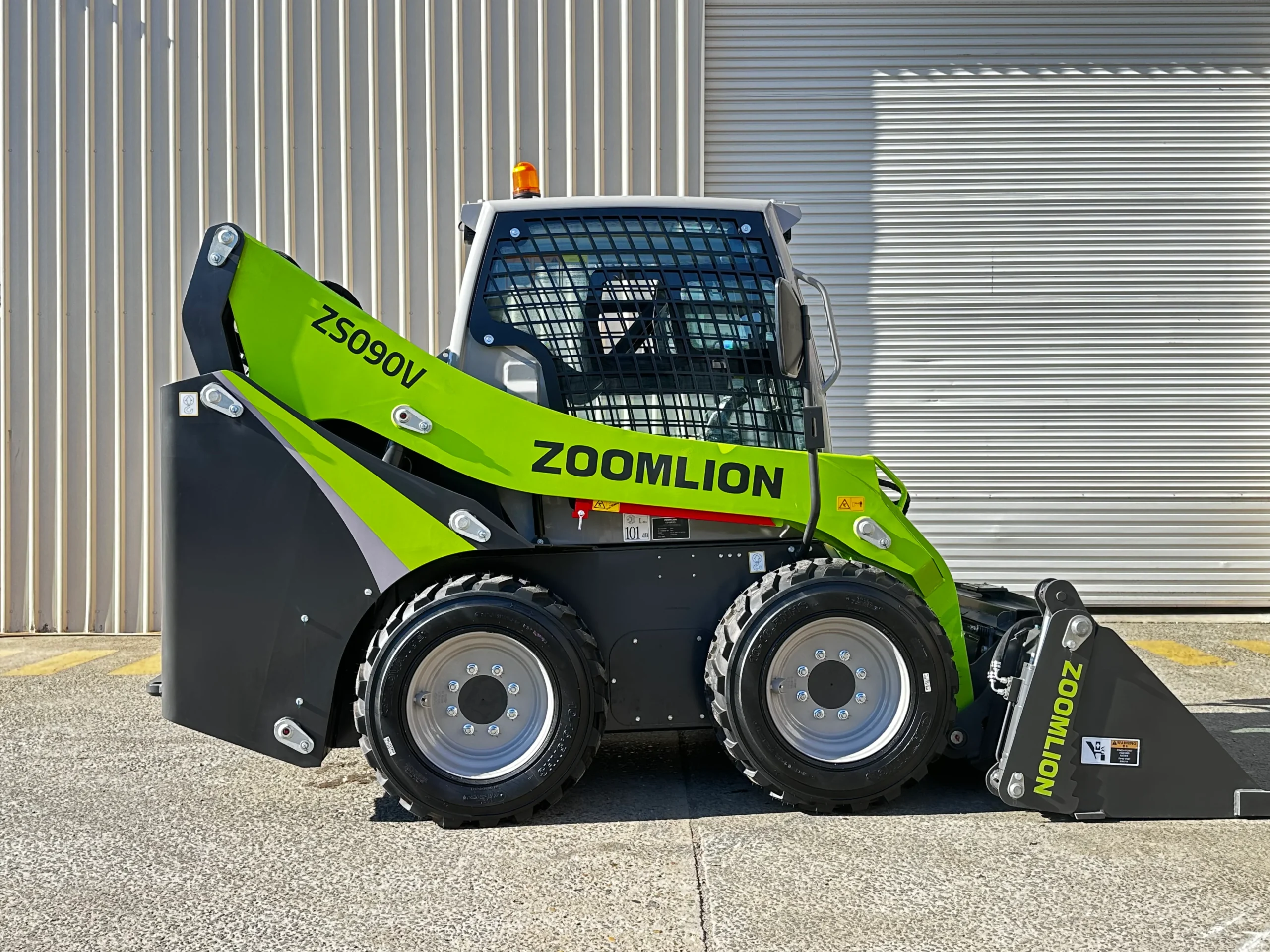 3-ton-skid-steer-for-sale1-scaled