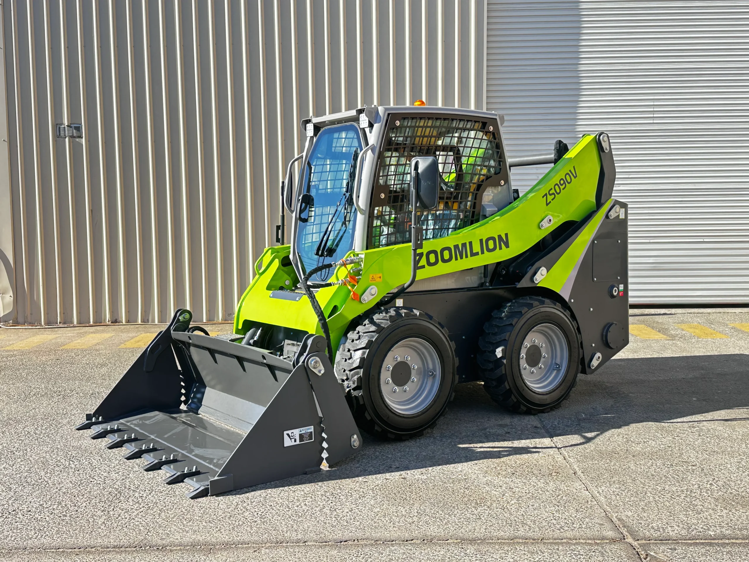3-ton-skid-steer-for-sale4-scaled