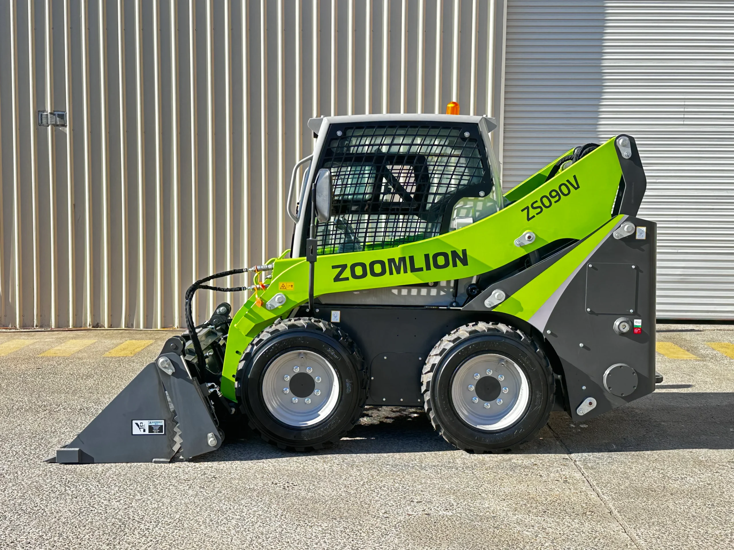 3-ton-skid-steer-for-sale6-scaled