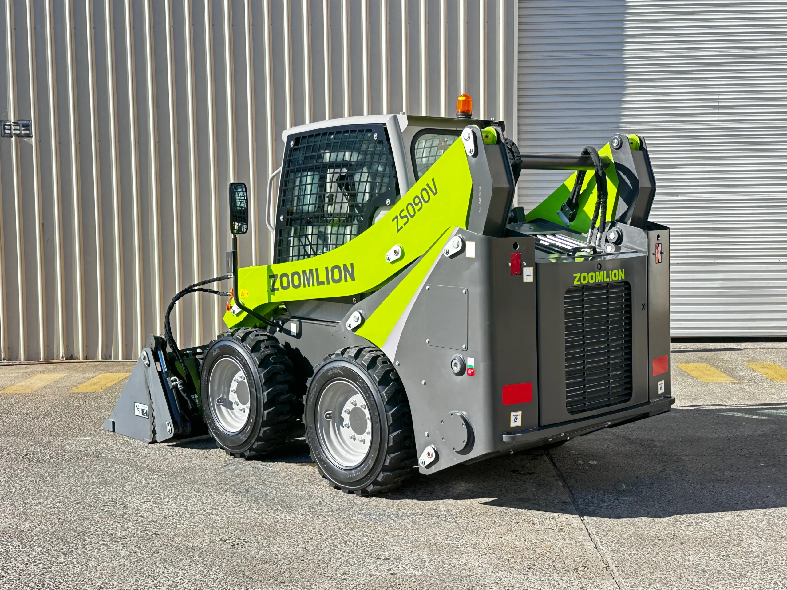 3-ton-skid-steer-for-sale7-scaled