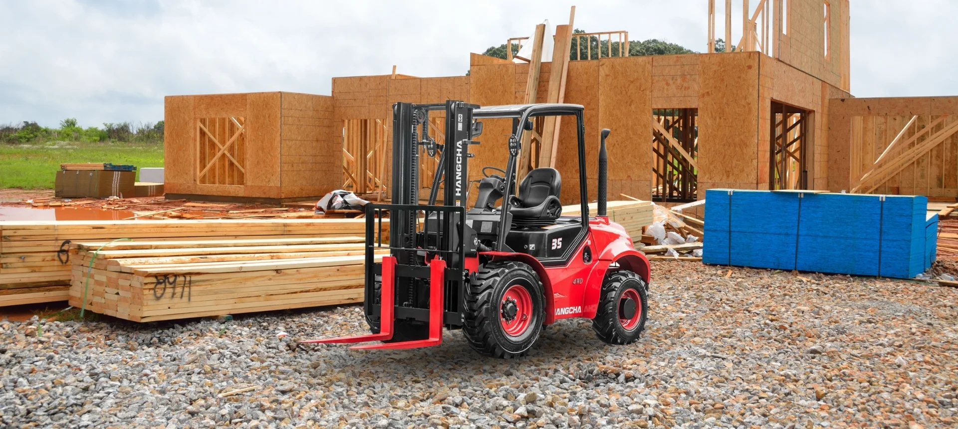 4wd-series-standard-forklift-for-sale-product-introduction-background-details-page