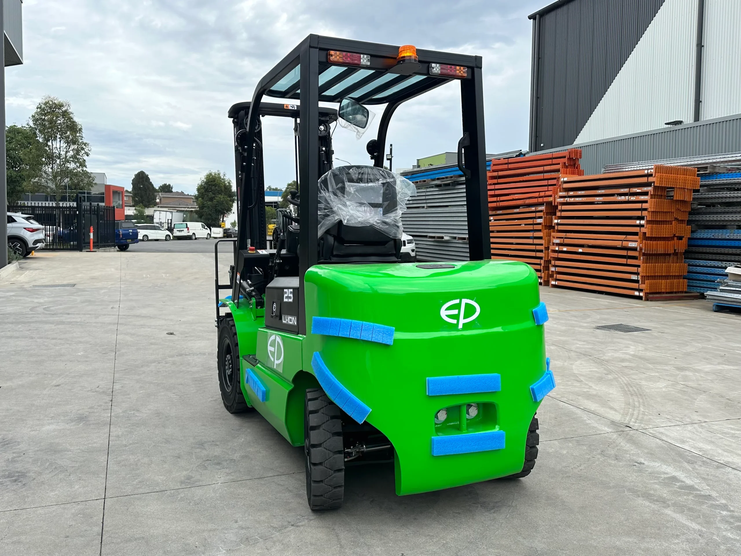 ICE251-forklift-1-scaled