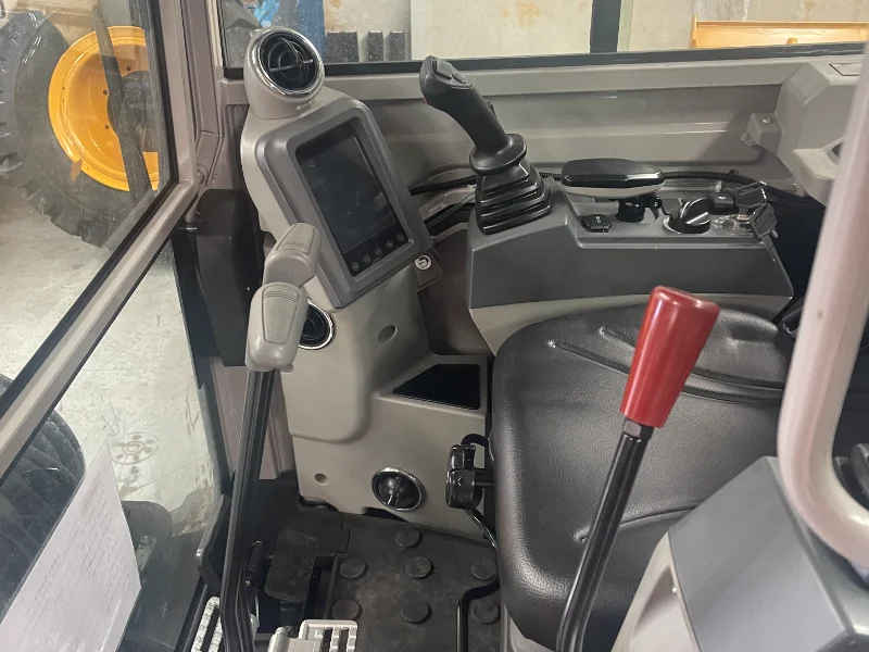 ZE35GU-excavator-control-station-1