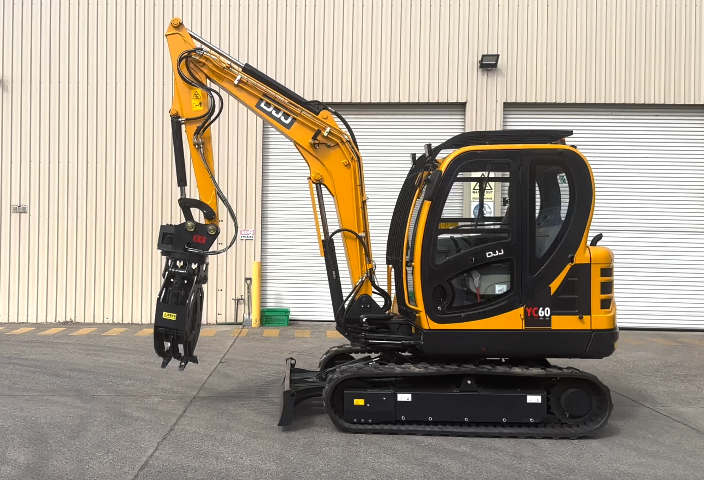 yc60-excavator-3-1