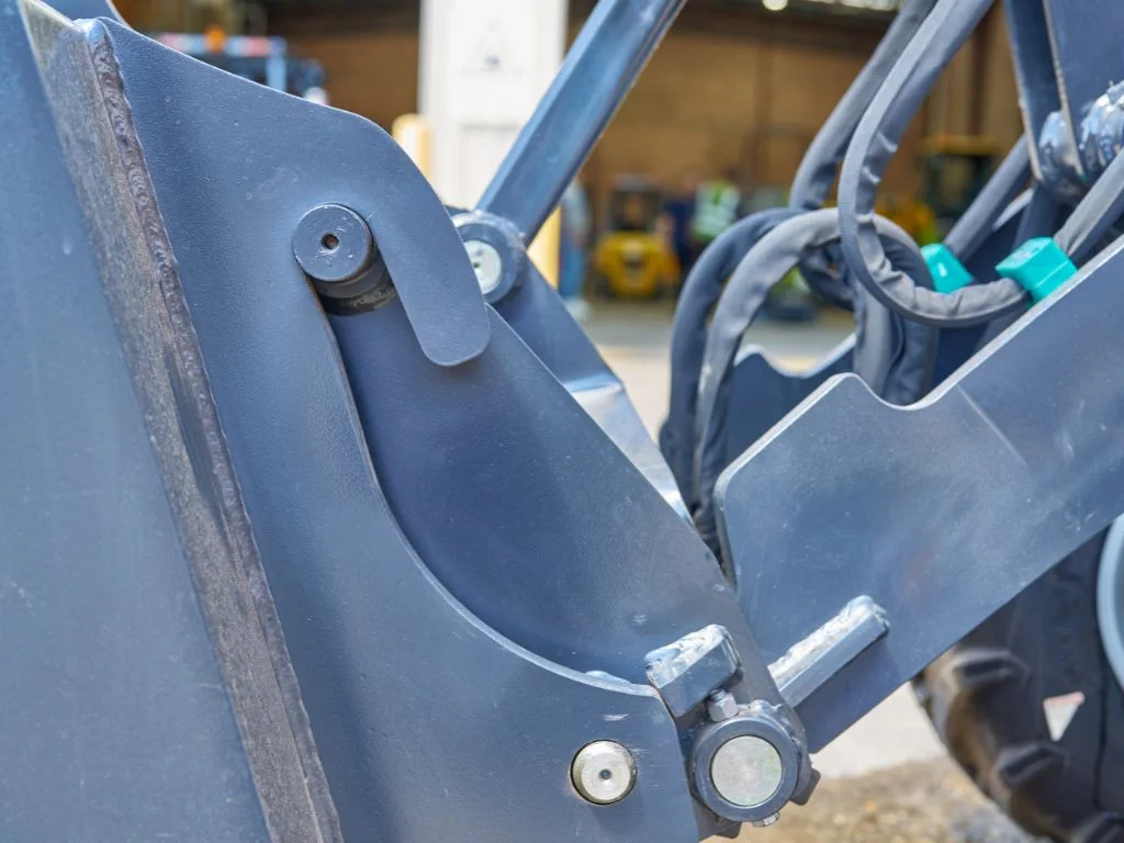 z25-wheel-loader-for-sale-12-1